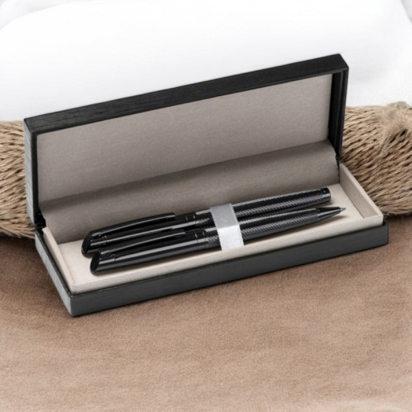 Набор из ручки-роллера и выдвижного карандаша / Подарочный набор в футляре